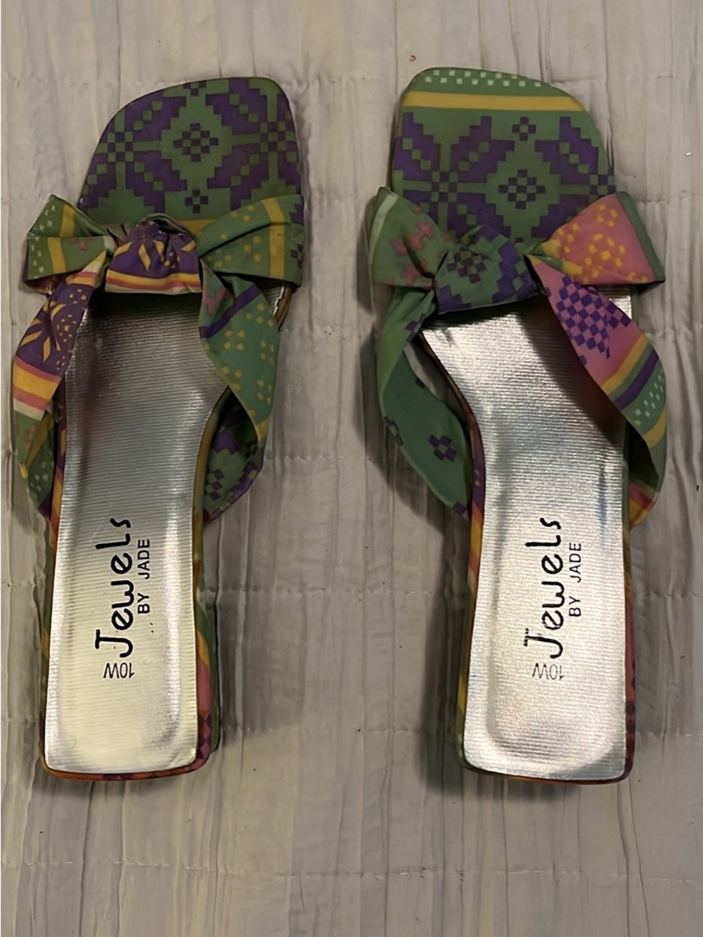 Green Patterned Knot Slide Sandals